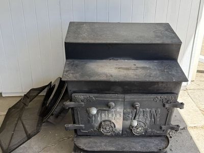 Woodman cast iron stove