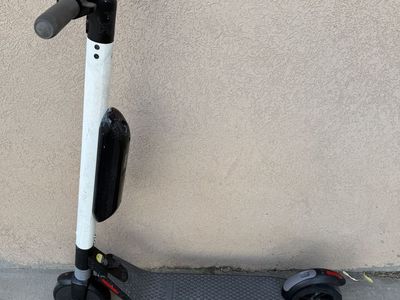 Ninebot KickScooter by Segway ES4