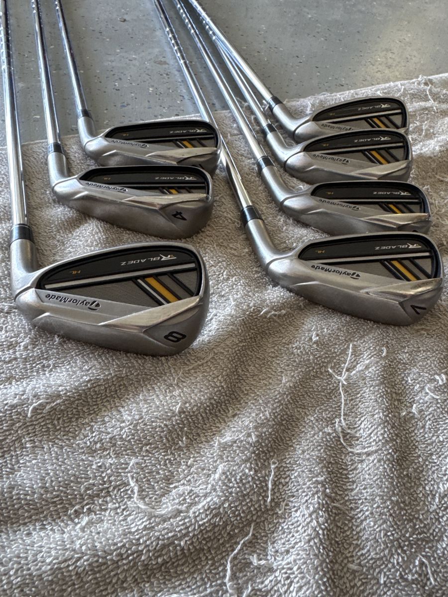 TaylorMade RBladez Iron Set - 7Clubs, 4-PW,  Steel Shafts, Right-Handed