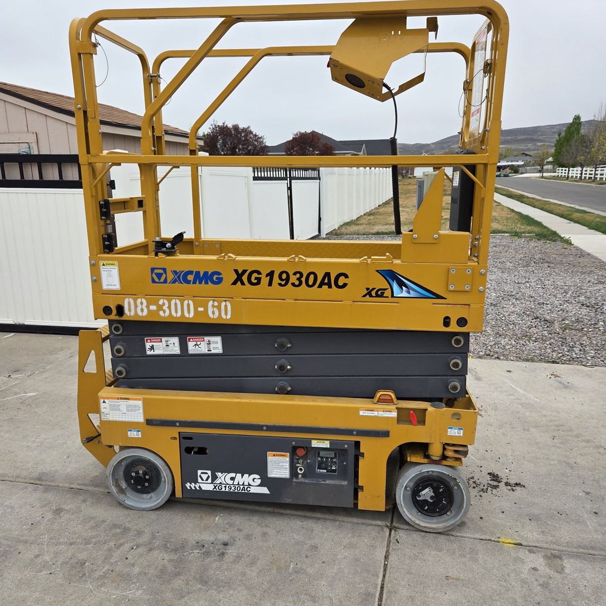 2023 XCMG XG1930AC Scissor Lift with warranty