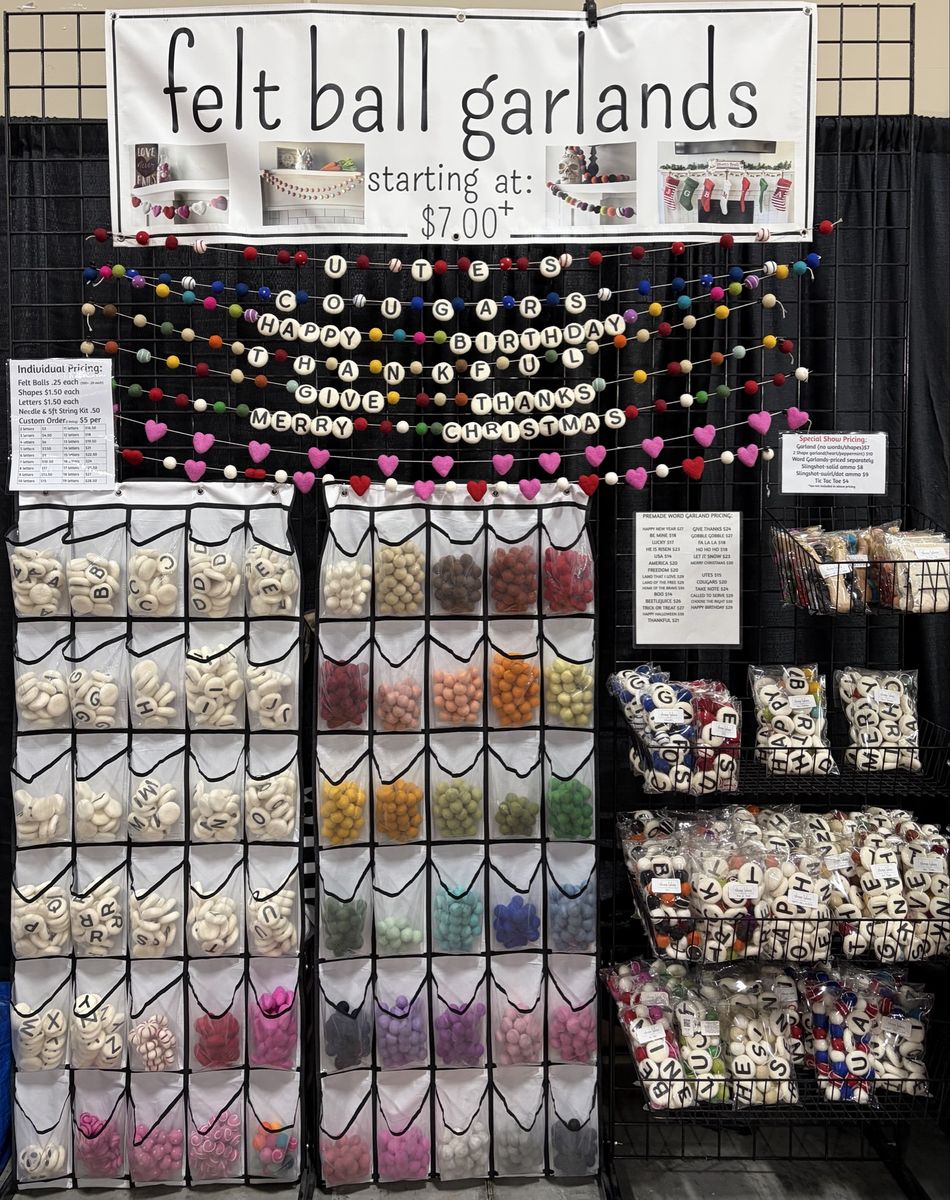 Felt ball Garland BIZ LIQUIDATION