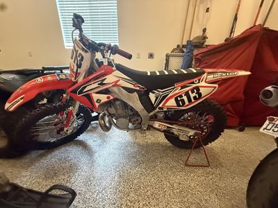 2002 CR250
