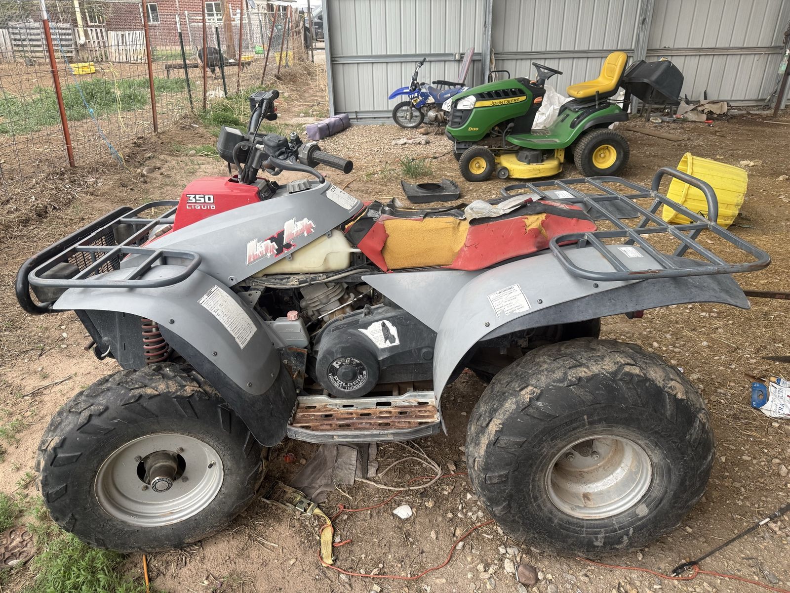 Polaris atv