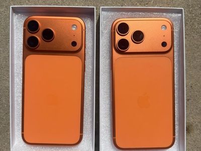 Orange iPhone 17 pro max 512 gb
