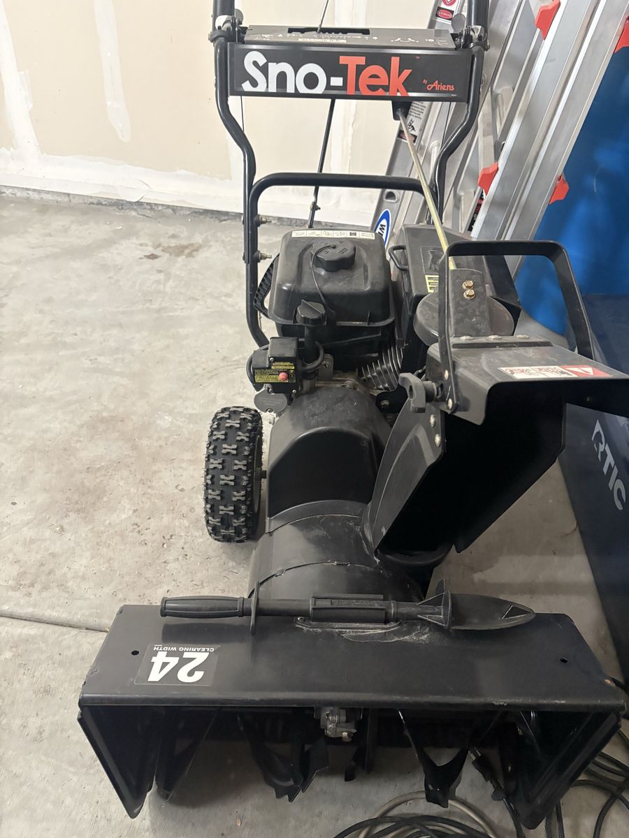 Son-Tek Snowblower