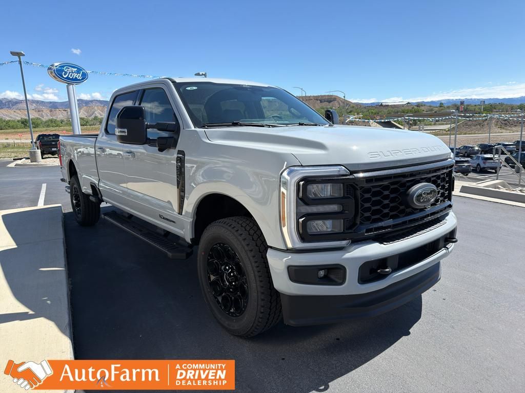 2026 Ford F-350 Super Duty Lariat
