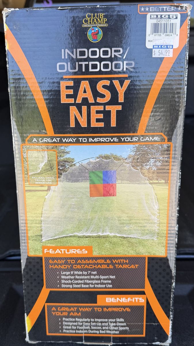 Club Champ Indoor Outdoor Easy Net Golf Practice Net 9' x 7' with Target