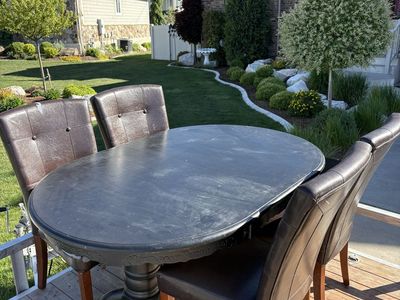 Table with 4 chairs Set, priced to sell fast!