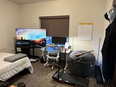 Private Room for Rent in Park City!