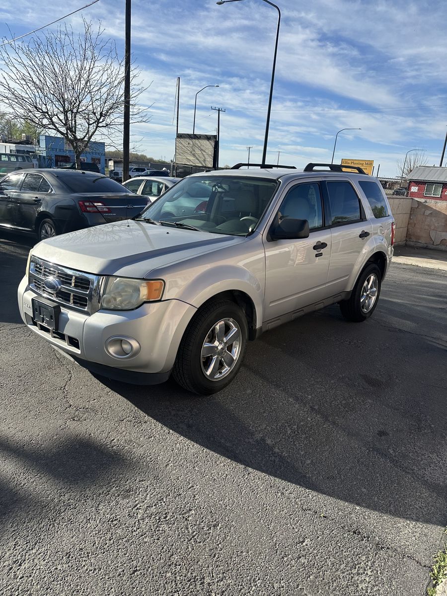 2009 Ford Escape XLT