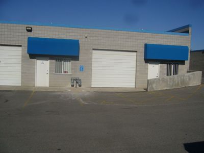 Office Warehouse Space- Sandy- Perfect Location