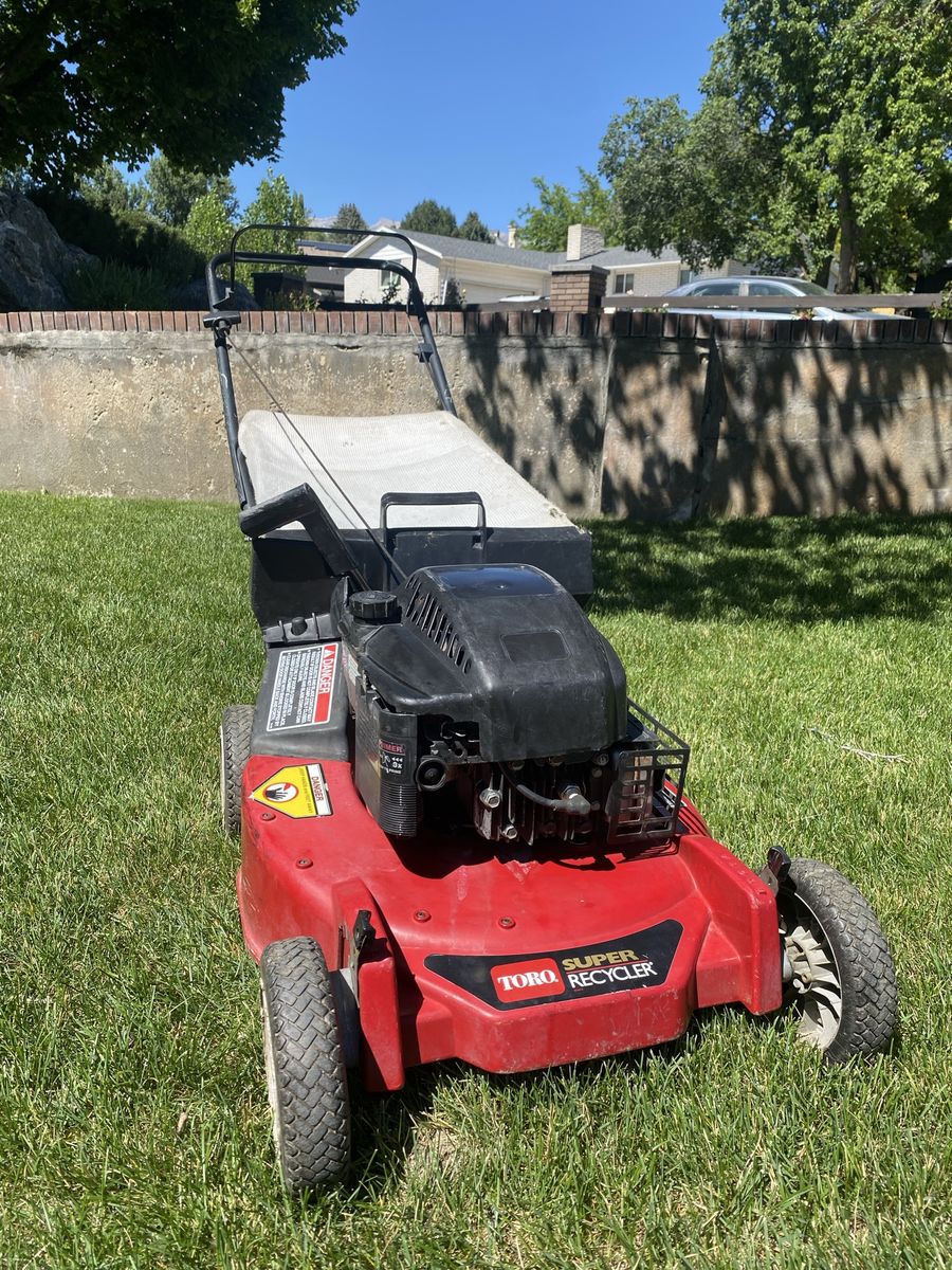 Toro Super Recycler 21" Lawn Mower - Runs Great - $160
