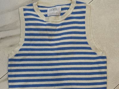 Zara Size 13-14 Cropped shirt
