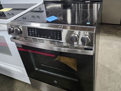 BRAND NEW! GE STAINLESS STEEL GLASS TOP SLIDE IN RANGE