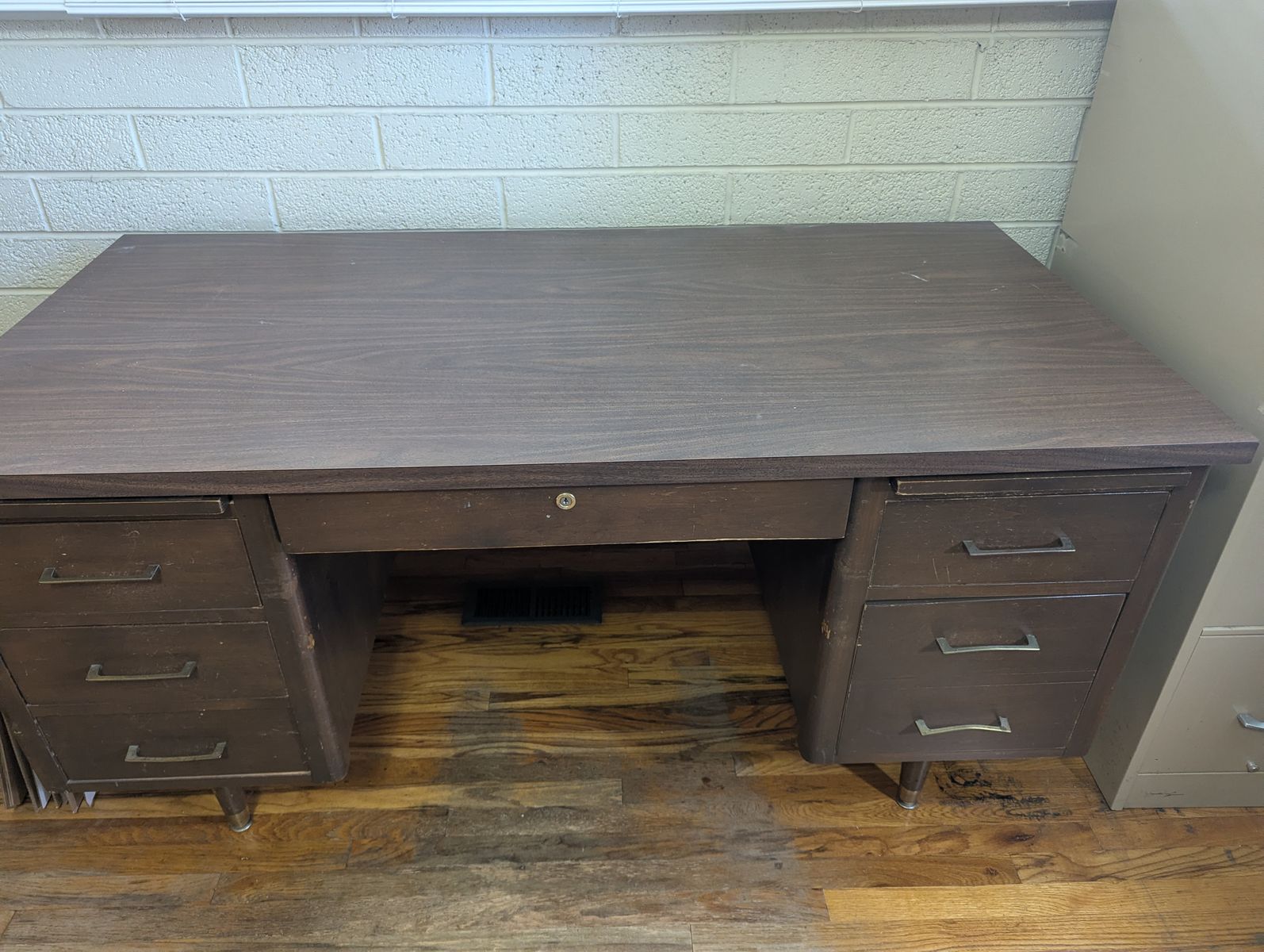 Heavy Duty Metal Office Desk