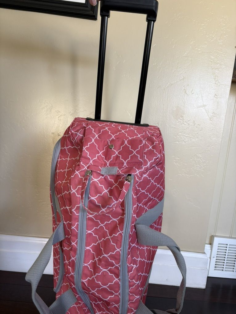 Silhouette Rolling Travel Tote Bag Cameo