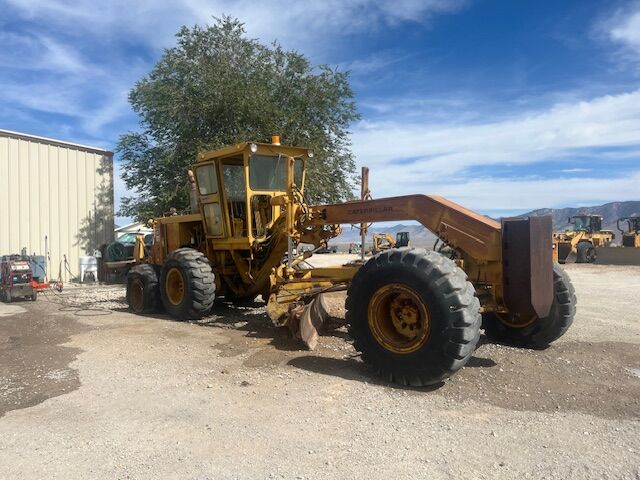 14 G CATERPILLAR GRADER