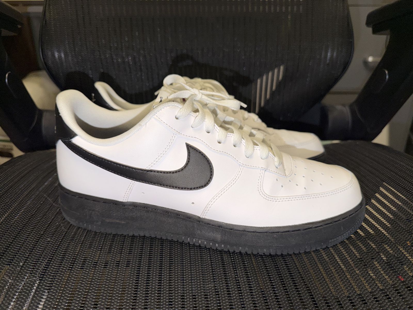 Nike Air Force 1 Low - Men’s 11.5 / 12