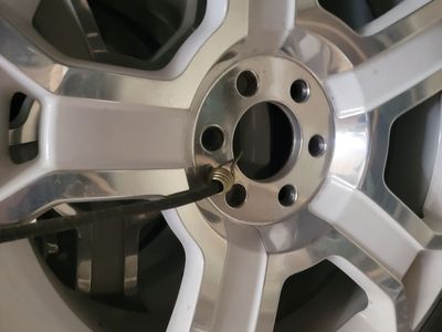 2011 Ford F-150 Limited factory wheels and caps, very rare.