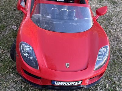 Roleplay 6 Volt Porsche 918 Spyder Ride on Vehicle
