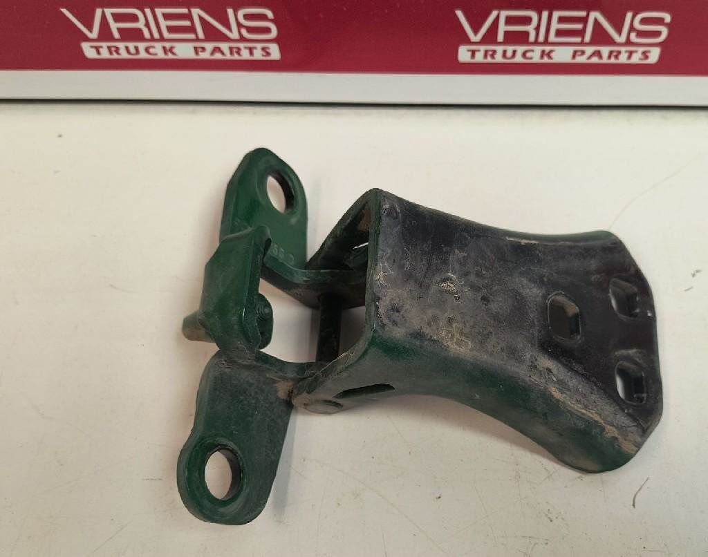 Kenworth T680 Left Door Hinge