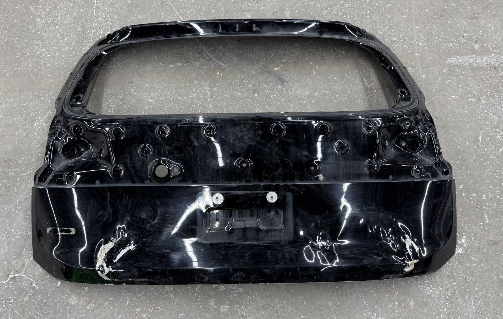 2020-2025 Kia Telluride Liftgate