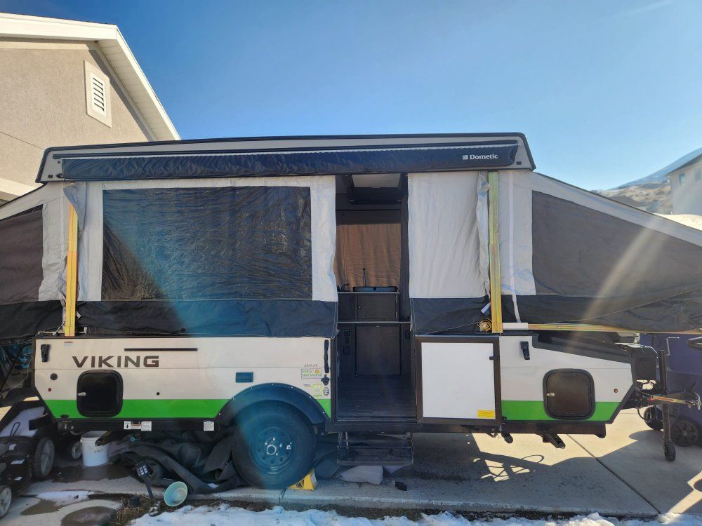 2021 Viking Popup Trailer
