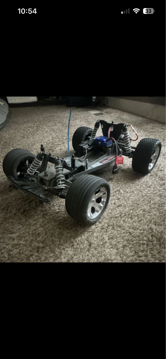 Traxxas Rustler 1/10 Stadium Truck RTR