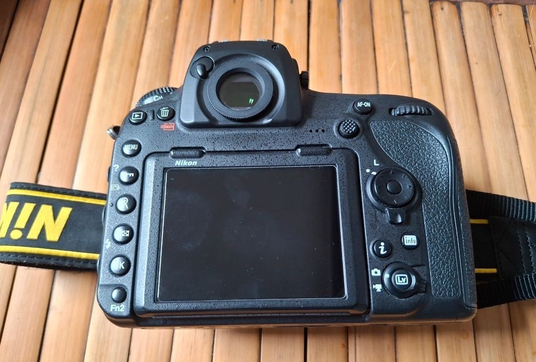 NIKON D850