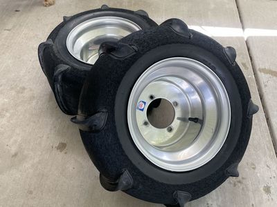 20x10-10 Skat Trak Hauler 4x110