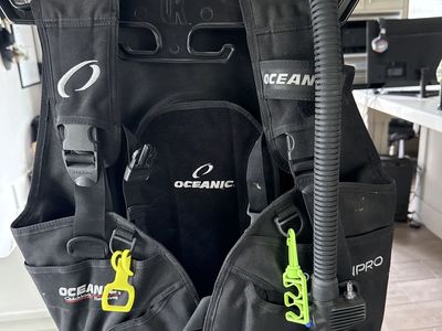 Oceanic BCD MD