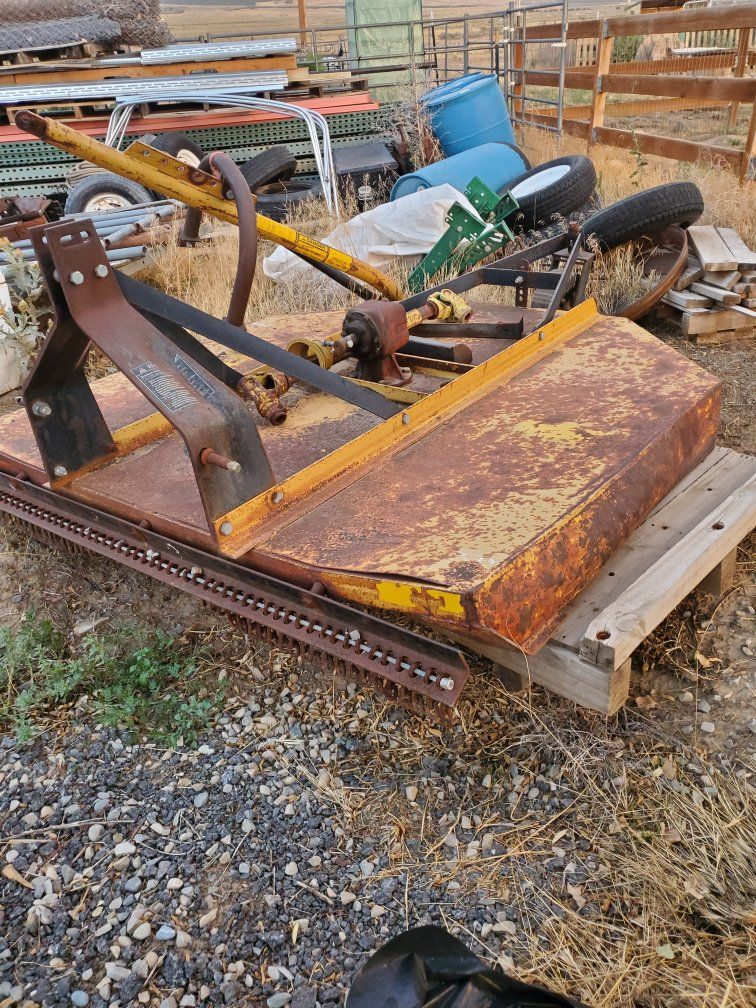 Main image 3