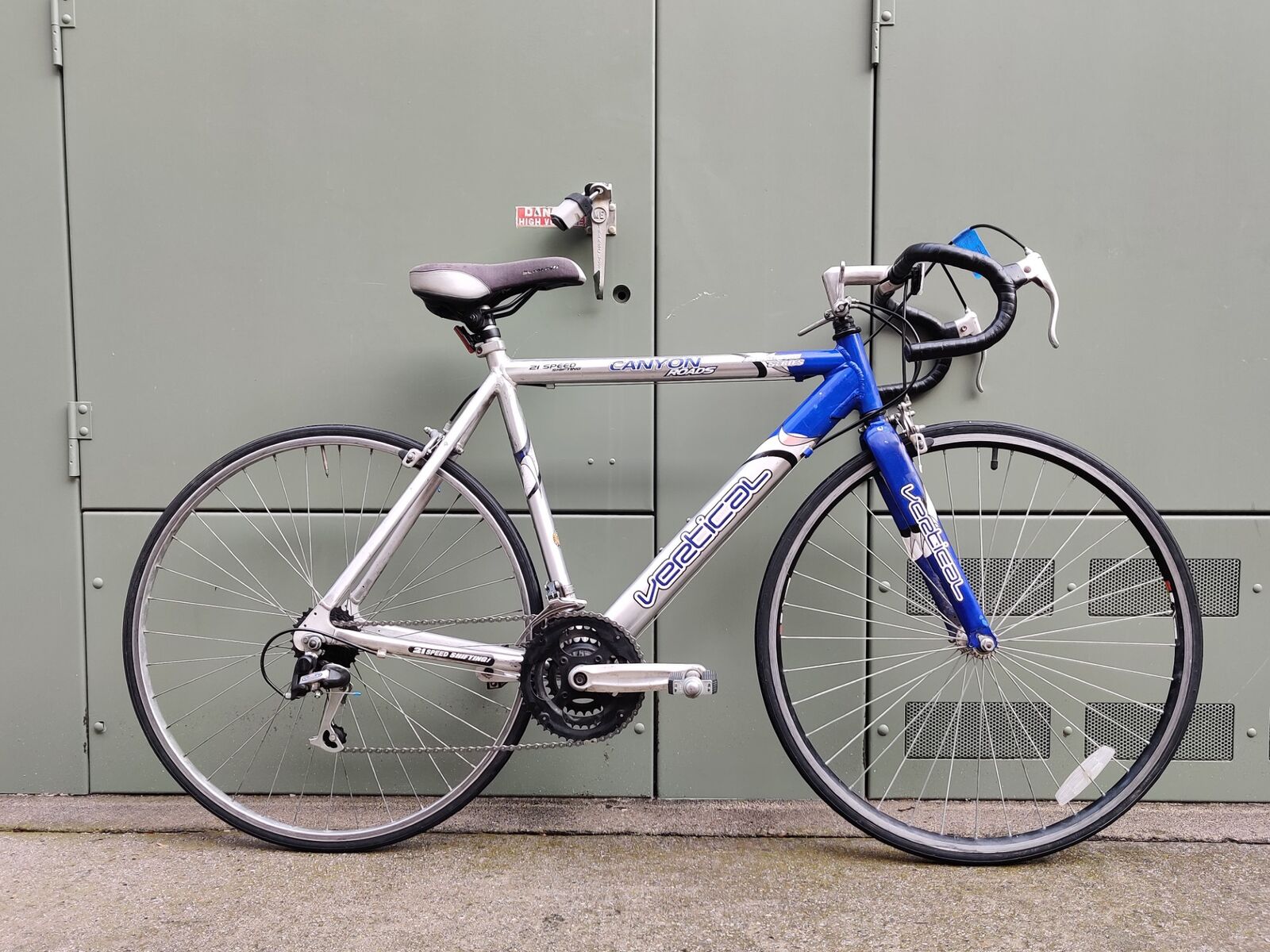 Vertical Canyon Roads Road Bike SB90-26