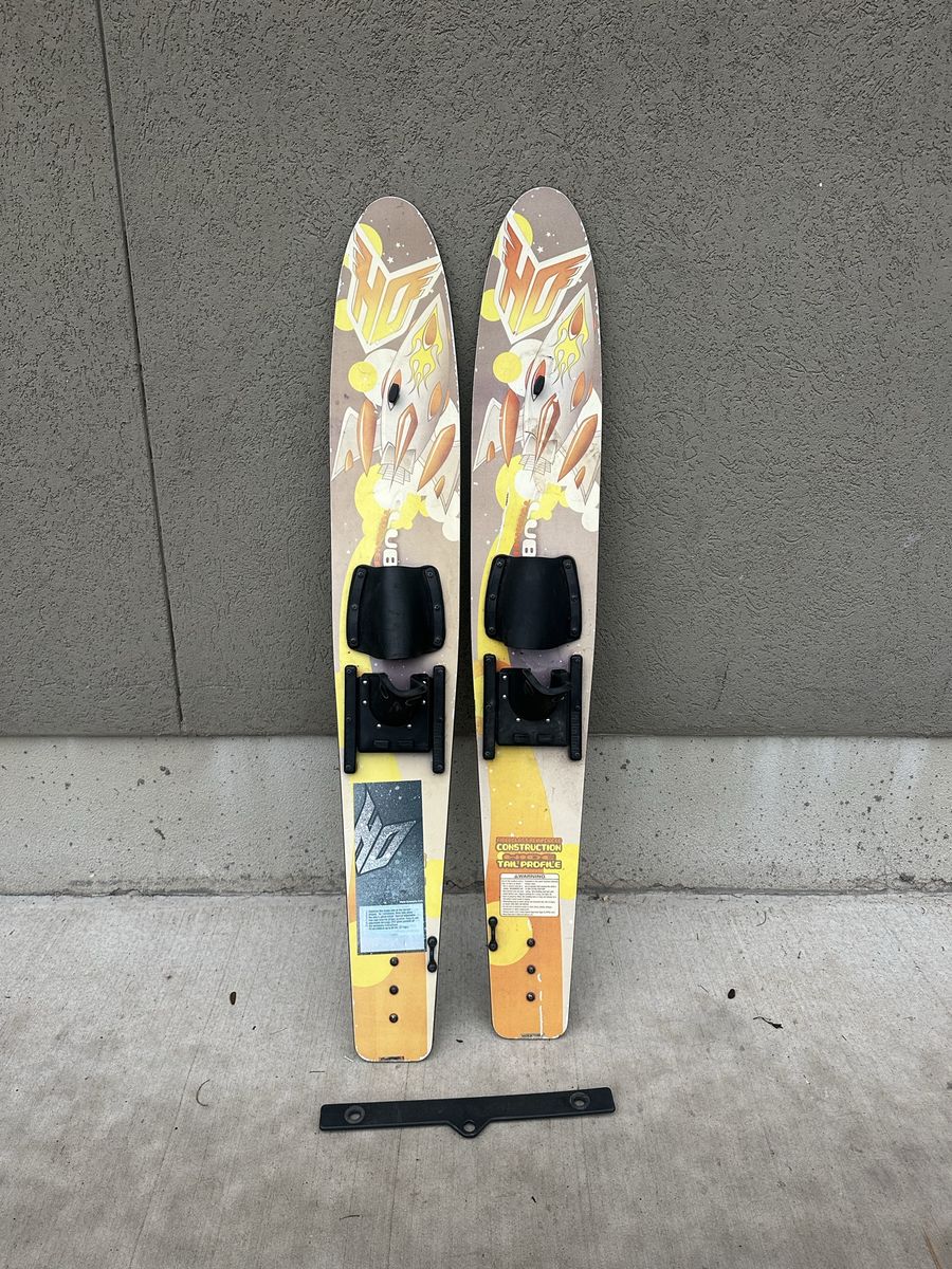 HO Combo Water Skis with Trainer Bar – Great for Beginners