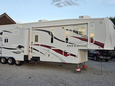 2008 KZ INFERNO 3912 — 42'5" TRIPLE-SLIDE TOY HAULER — 12' GARAGE — ONE OWNER!
