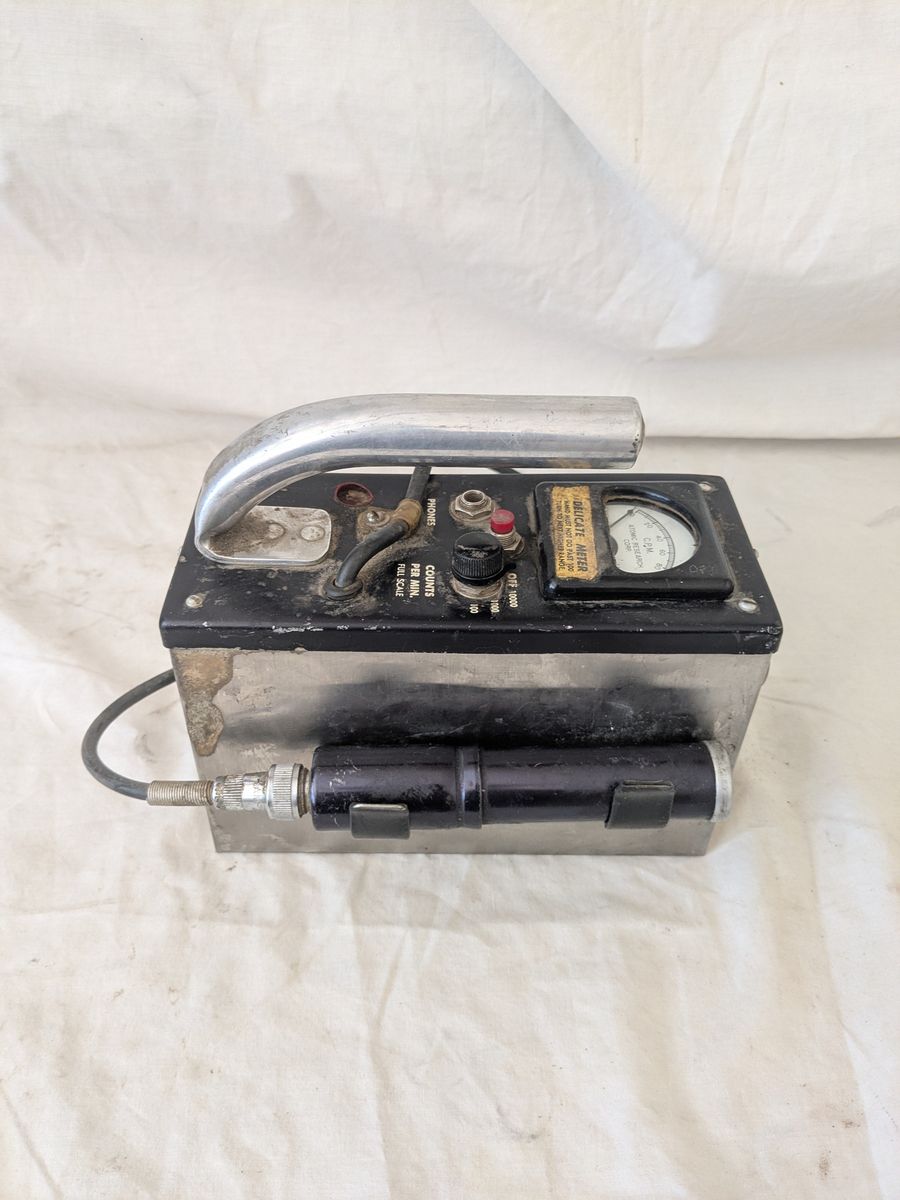 $75 OBO - Vintage mid-50s Raytomic Geiger Counter
