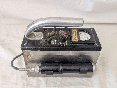 $75 OBO - Vintage mid-50s Raytomic Geiger Counter