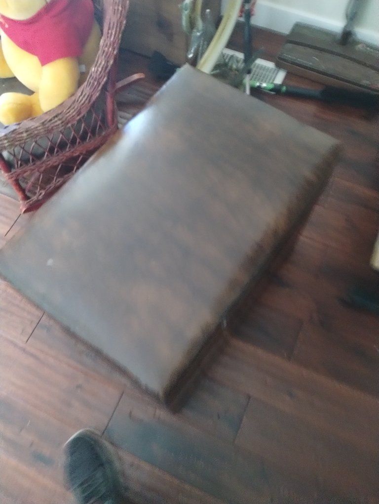 Main image 5
