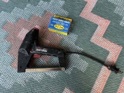 Craftsman 9684710 Electric Staple Gun Heavy Duty with Arrow 1/2" Staples