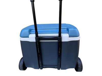 Igloo 60-quart wheeled cooler