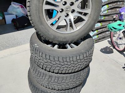 235/65/17 Sumitomo on Honda Odyssey rims