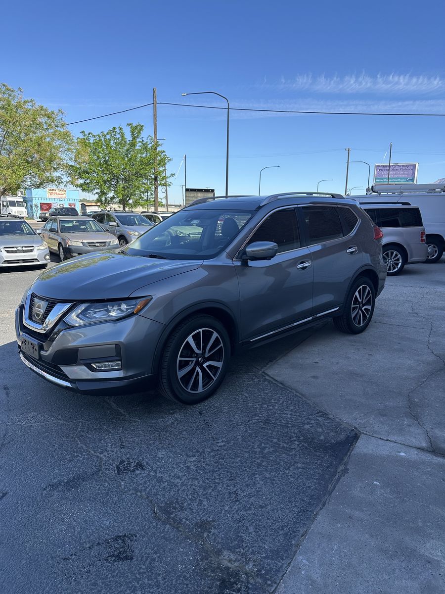 2017 Nissan Rogue SL