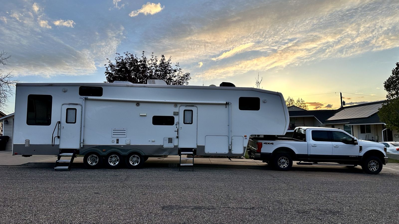 Fully Renovated 38’ Keystone Raptor Toy Hauler