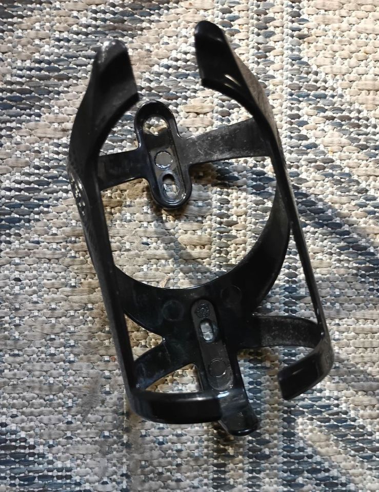 Main image 12