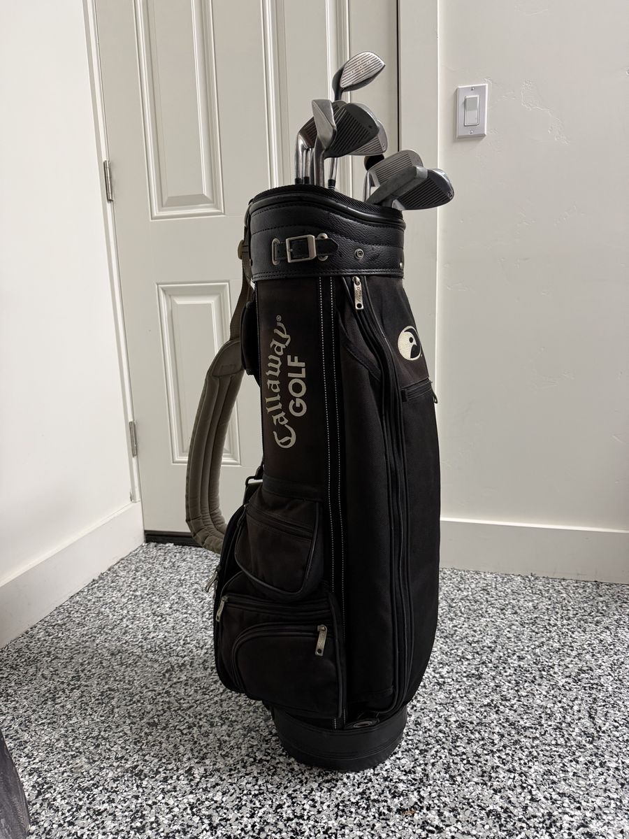 Callaway Golf Bag with full set of irons, pitching wedge and putter