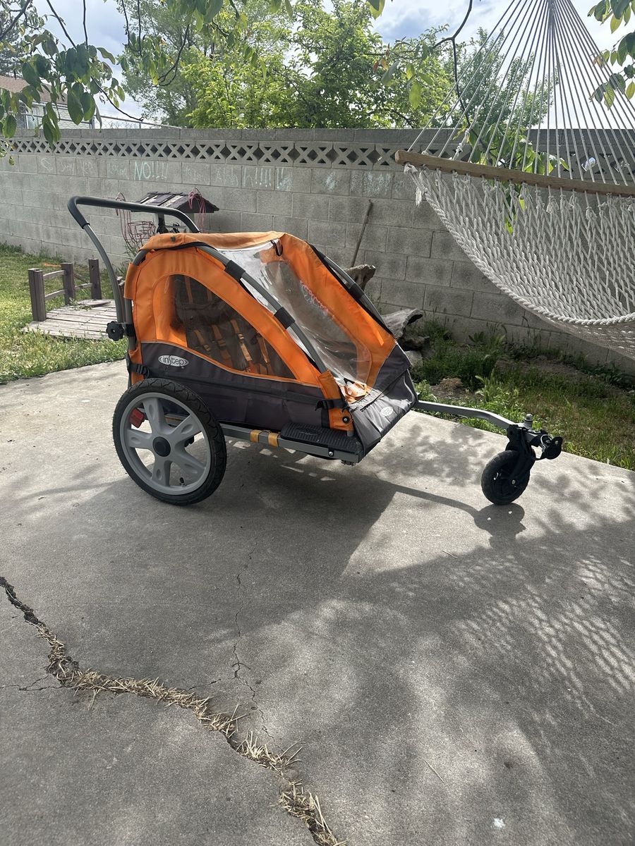 Child bike trailer