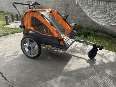 Child bike trailer