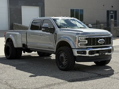2023 Ford F-450 Super Duty Lariat