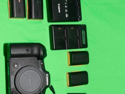 Canon Eos R5 Mirrorless Camera