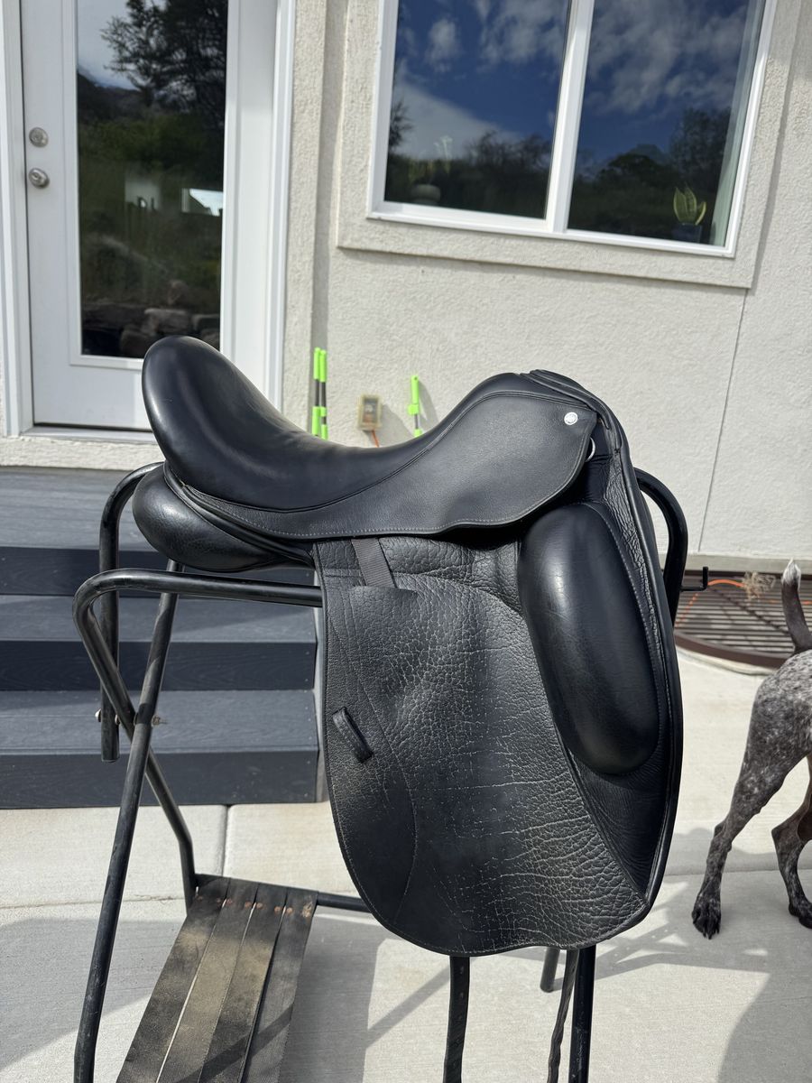 Custom Icon Star Dressage Saddle